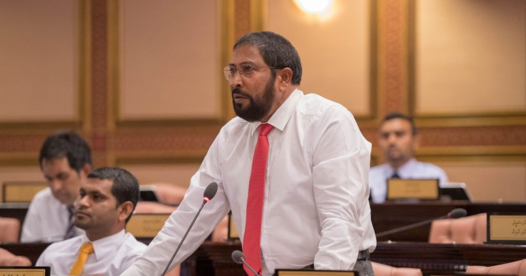 Israel passport manaa kuraa bill aky MDP ge siyaasee kameh, e bill ah thaaheedheh nukuraanan: Qasim